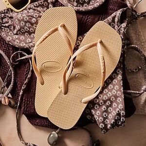 Havaianas Beige Flip Flop Sandals